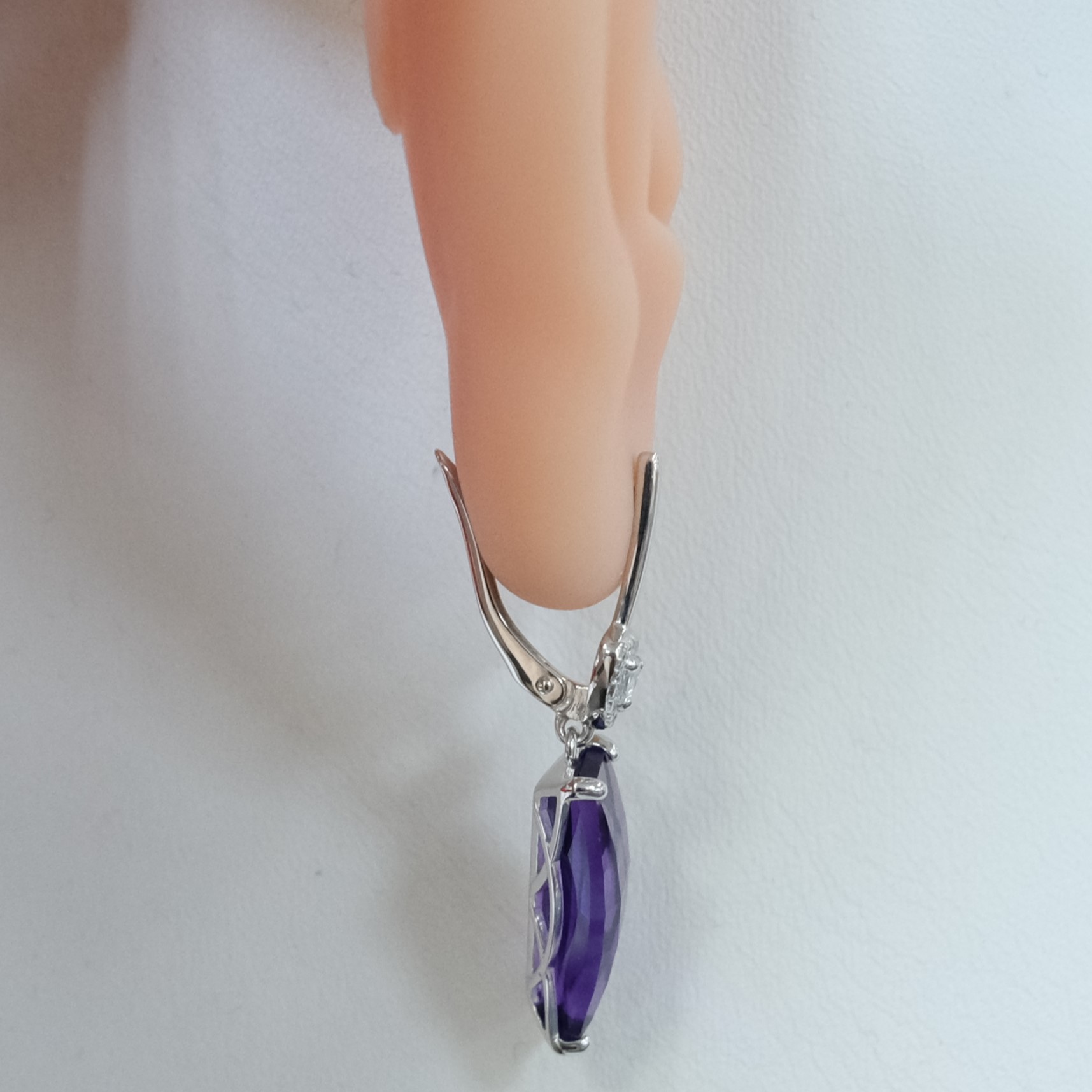 Серебряные серьги с аметистами